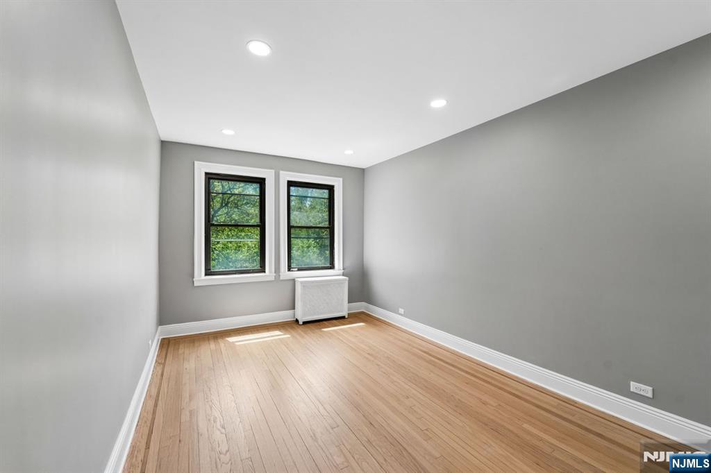 131 Kensington Avenue D5 Property Photo 20