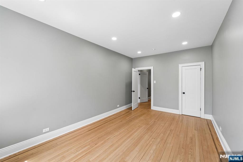 131 Kensington Avenue D5 Property Photo 21