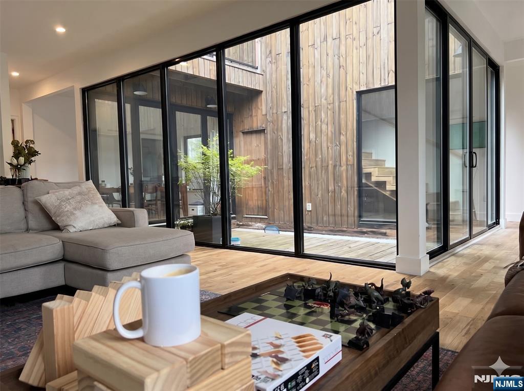 7 Naugle Street Property Photo 38