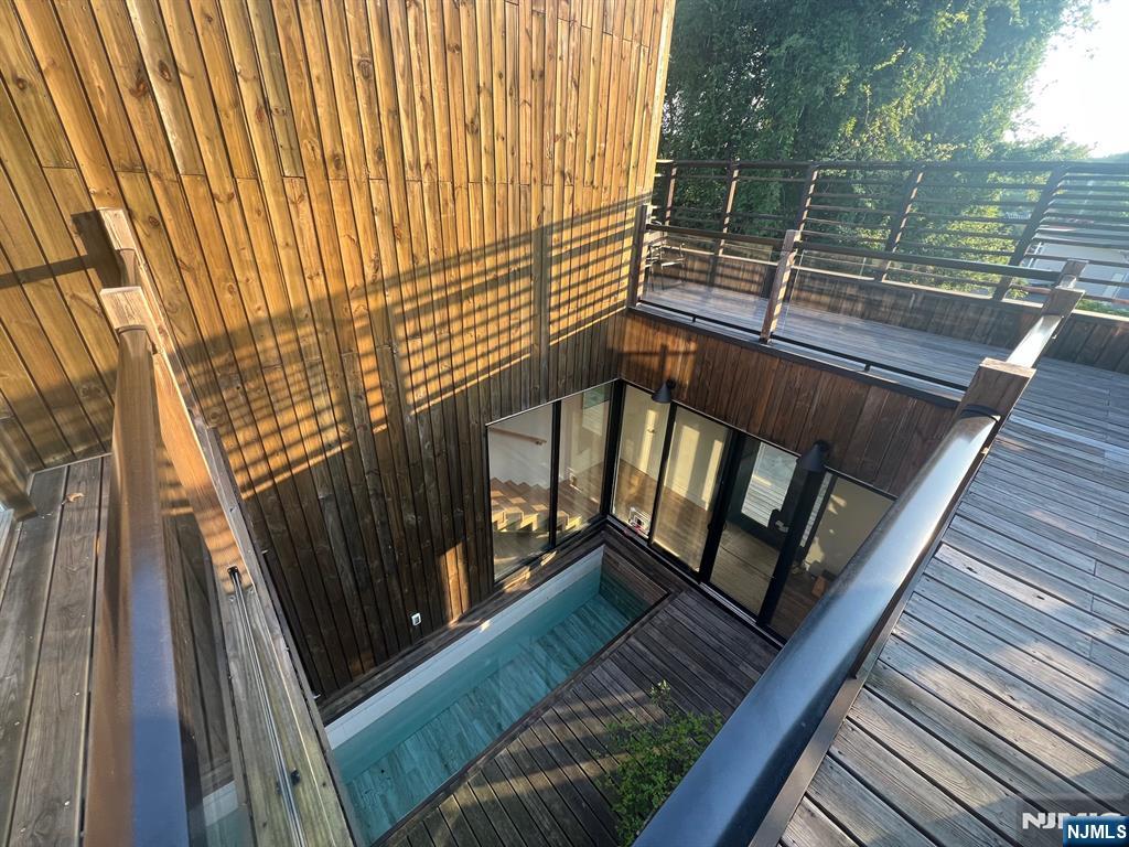 7 Naugle Street Property Photo 46