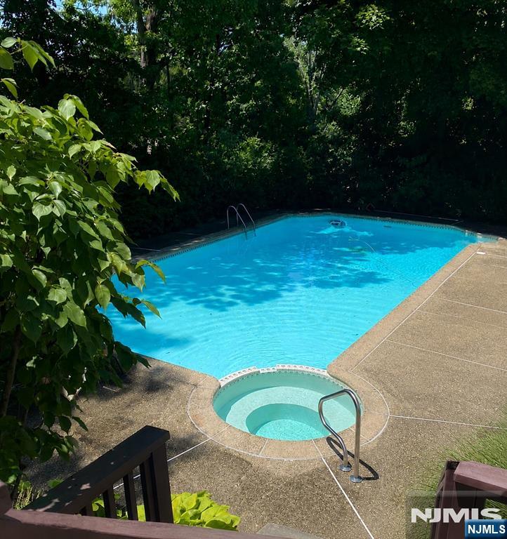 12 Wildwood Drive Property Photo 40
