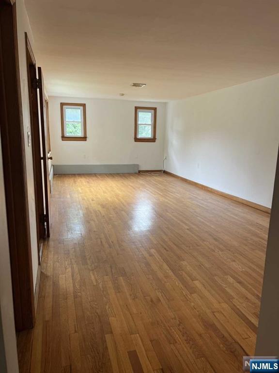 211 Paterson Avenue 2nd Fl Property Photo 7