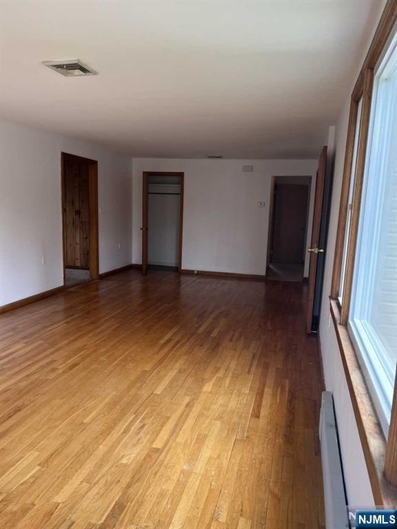211 Paterson Avenue 2nd Fl Property Photo 9