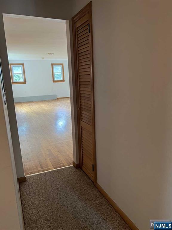211 Paterson Avenue 2nd Fl Property Photo 10