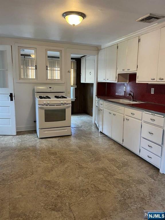 211 Paterson Avenue 2nd Fl Property Photo 22