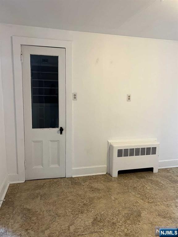 211 Paterson Avenue 2nd Fl Property Photo 23