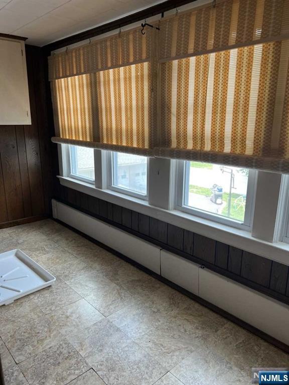 211 Paterson Avenue 2nd Fl Property Photo 26