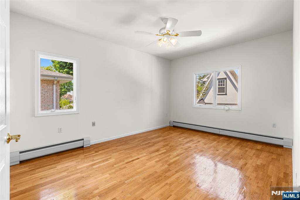 499 Morse Avenue Property Photo 23