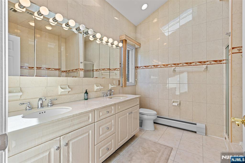 499 Morse Avenue Property Photo 29