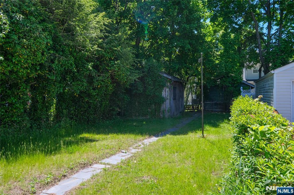 32 Phelps Avenue Property Photo 10