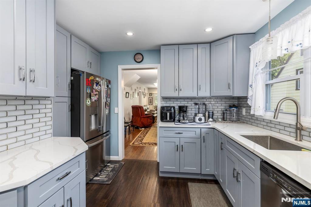 54 Bedford Avenue Property Photo 8