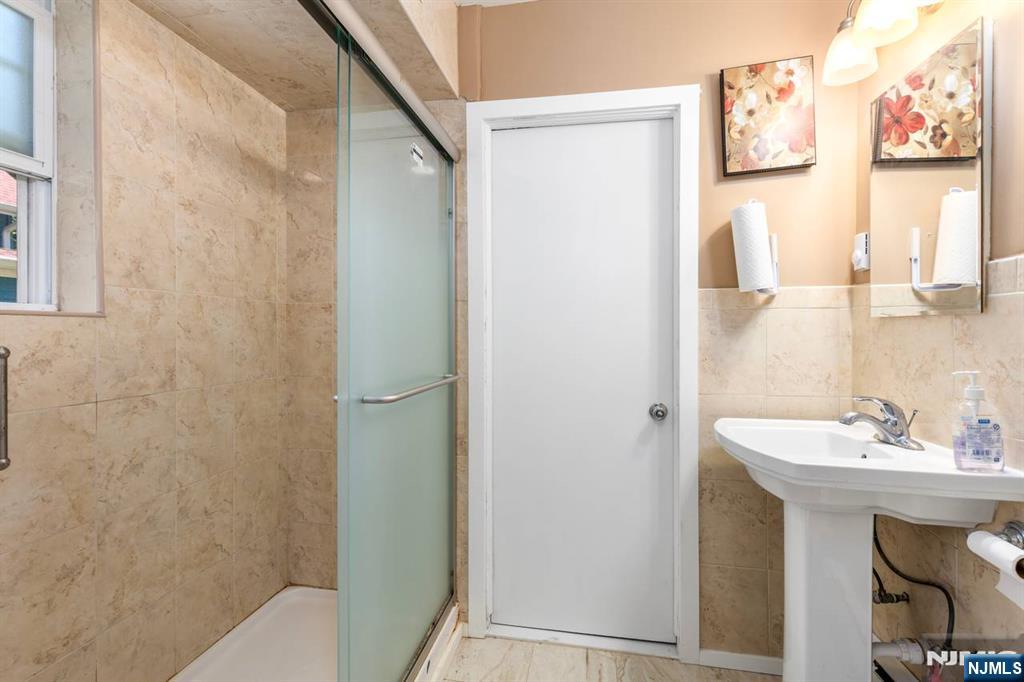 54 Bedford Avenue Property Photo 11