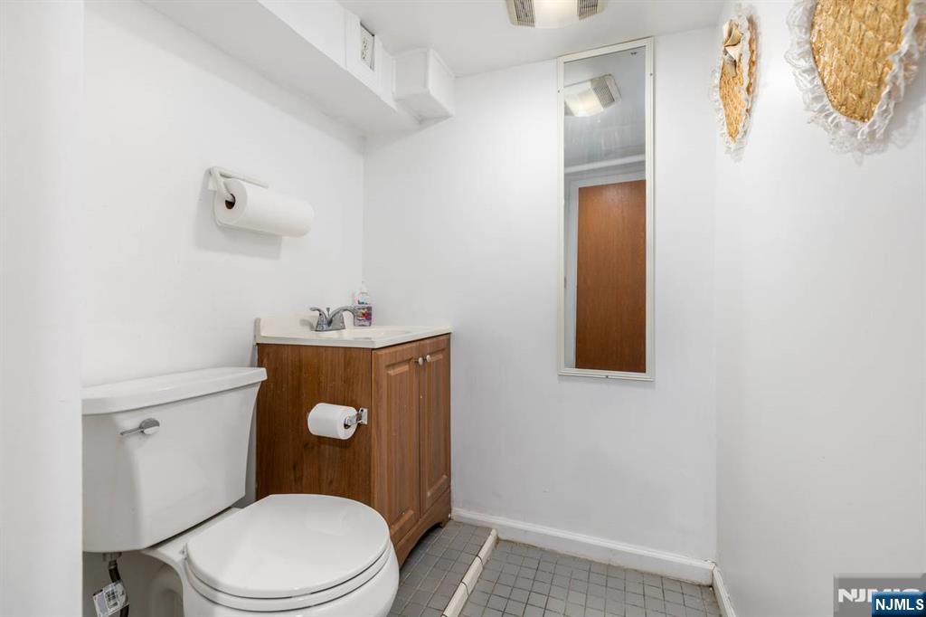 54 Bedford Avenue Property Photo 21