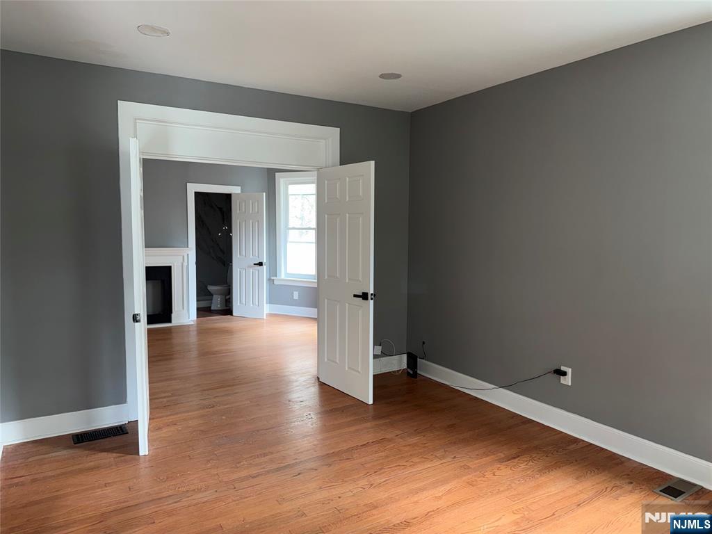 178 Berry Street Property Photo 4