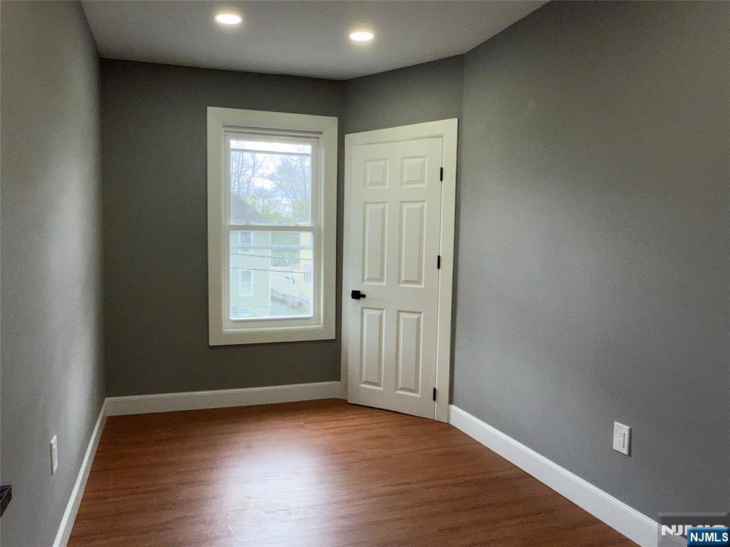178 Berry Street Property Photo 11