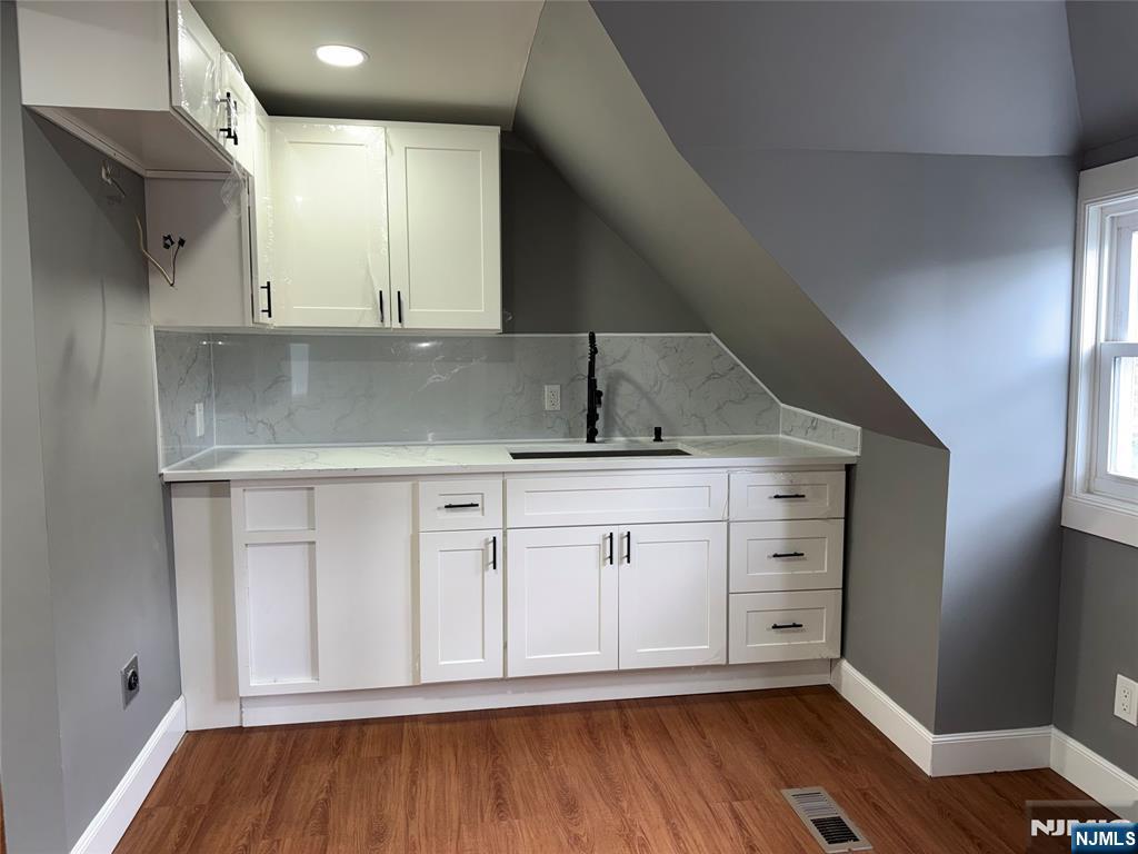 178 Berry Street Property Photo 18