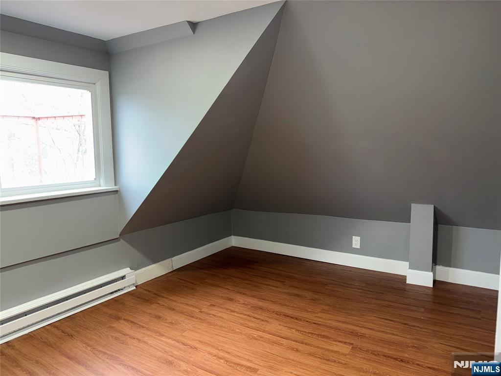178 Berry Street Property Photo 19