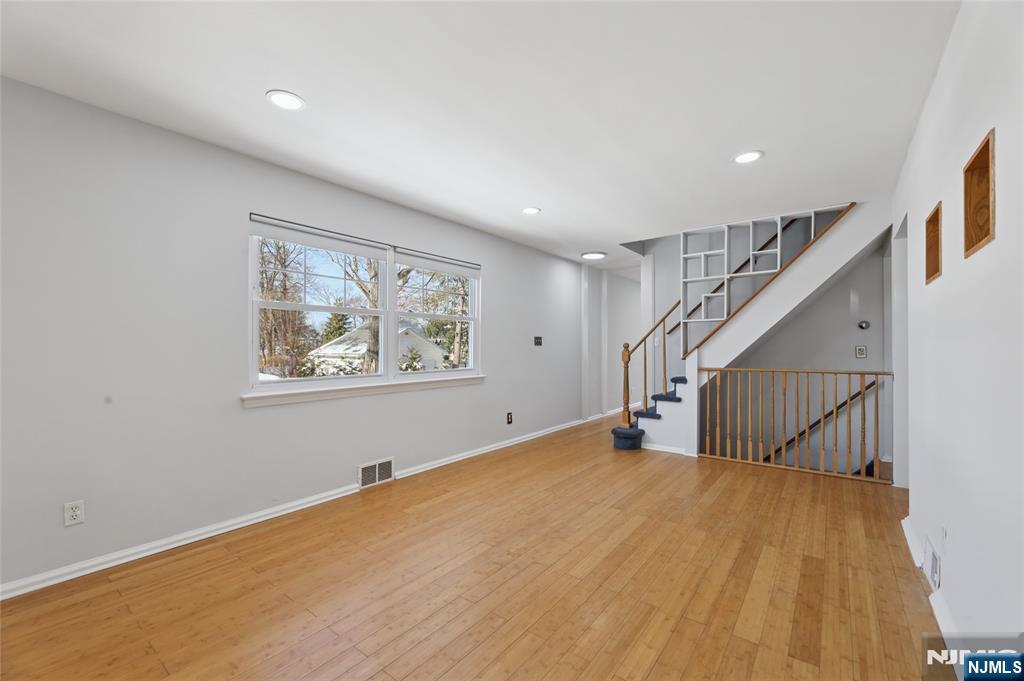 51 Day Avenue Property Photo 7
