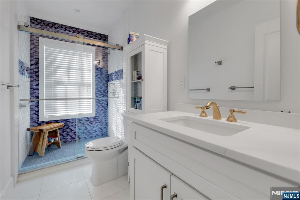 292 Maple Street Property Photo 35