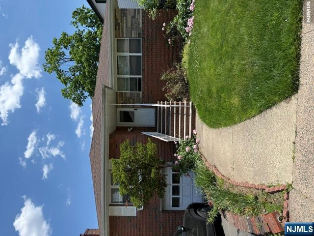 1062 Jassamine Way Property Photo 1