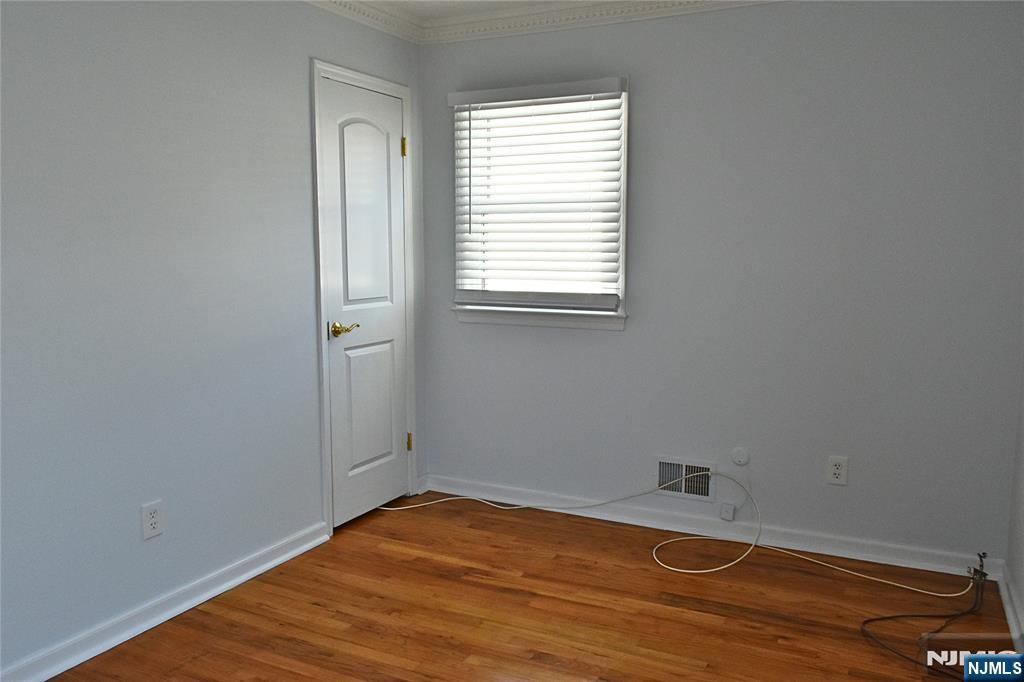 10 Garden Drive 2 Property Photo 22