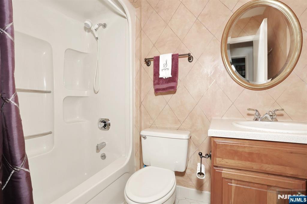 164 Winchester Court Property Photo 17