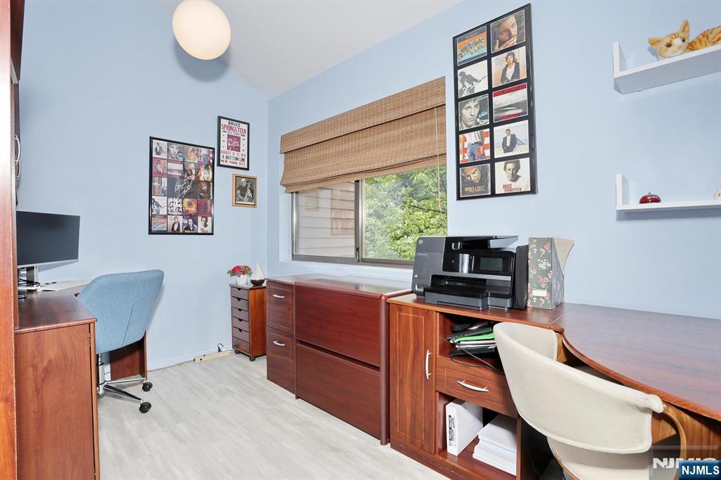 164 Winchester Court Property Photo 18