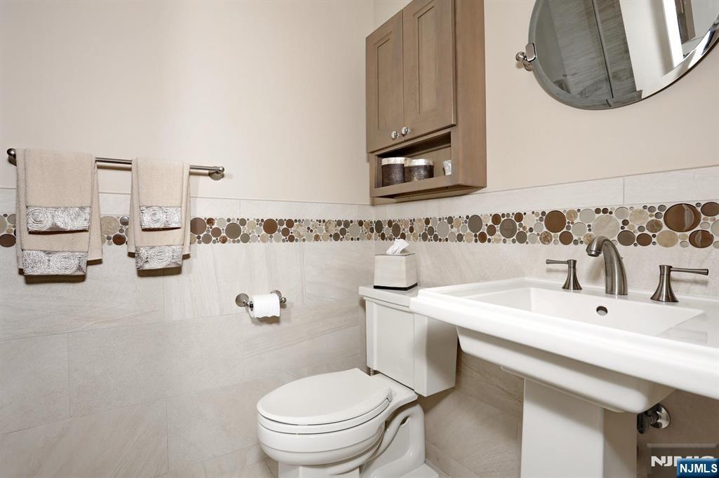 164 Winchester Court Property Photo 23