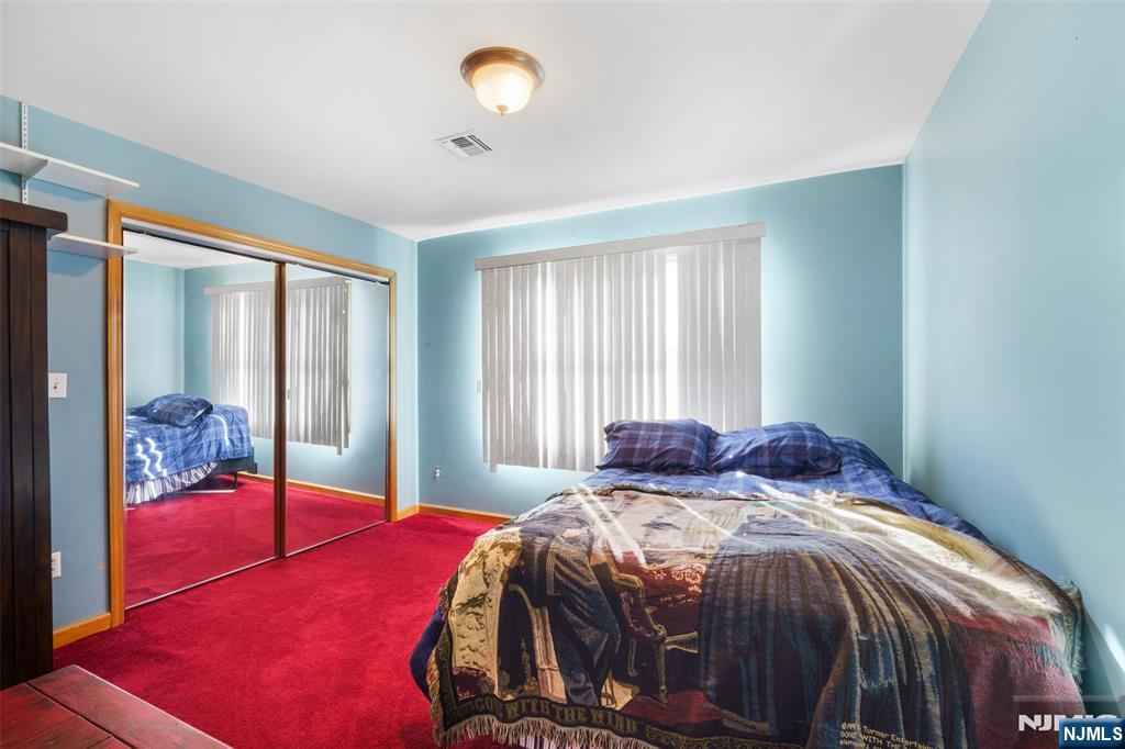 17 Pleasant Property Photo 18
