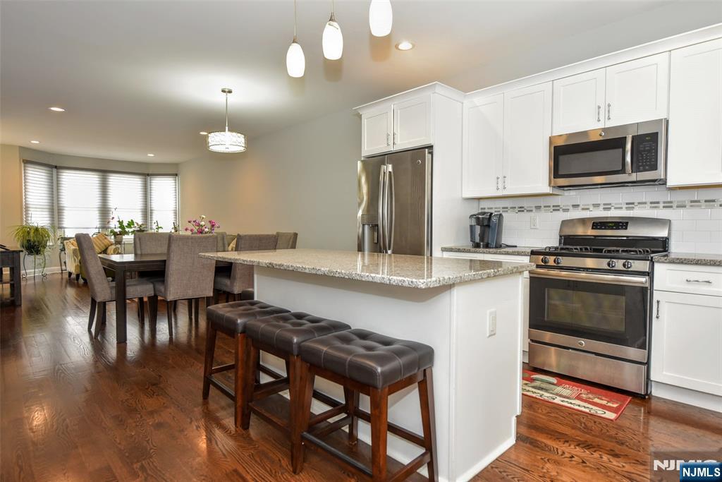 451 Springfield Avenue 111 Property Photo 12