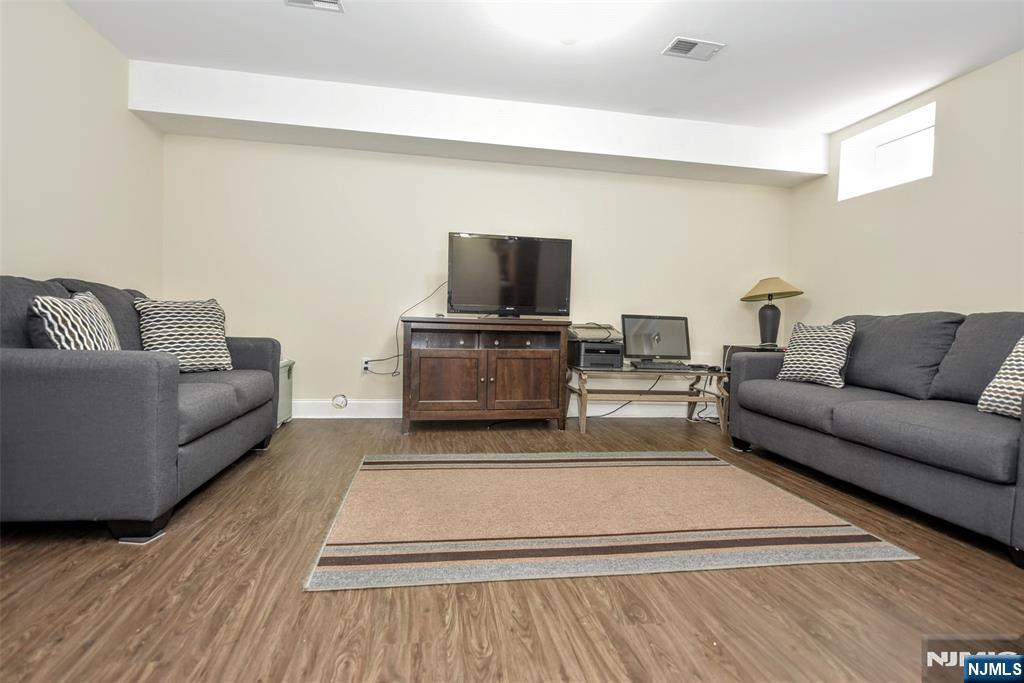 451 Springfield Avenue 111 Property Photo 24