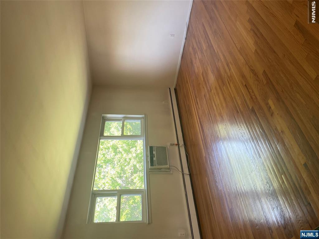 1-18 Virginia Drive 118b Property Photo 2