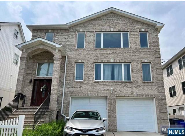 77 Forest Street (2f) Property Photo 1