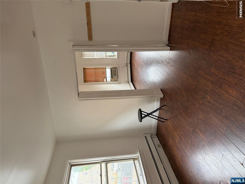 103-105 Devon 1r Property Photo 12