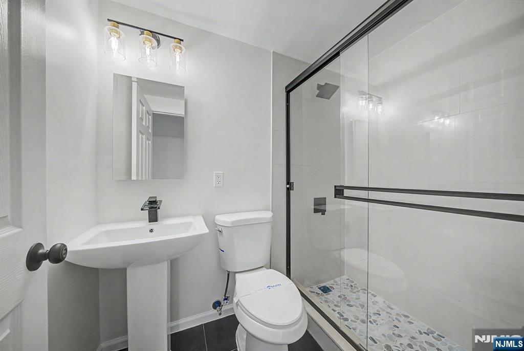 433 Louisa Avenue Property Photo 3