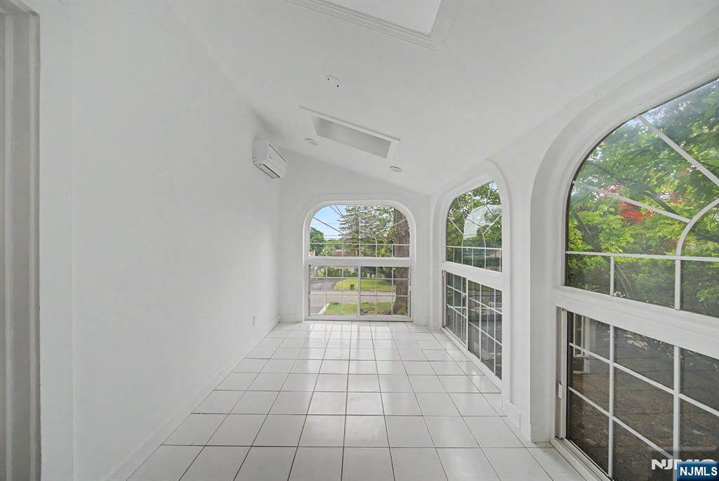 433 Louisa Avenue Property Photo 14