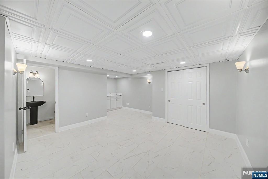 433 Louisa Avenue Property Photo 31