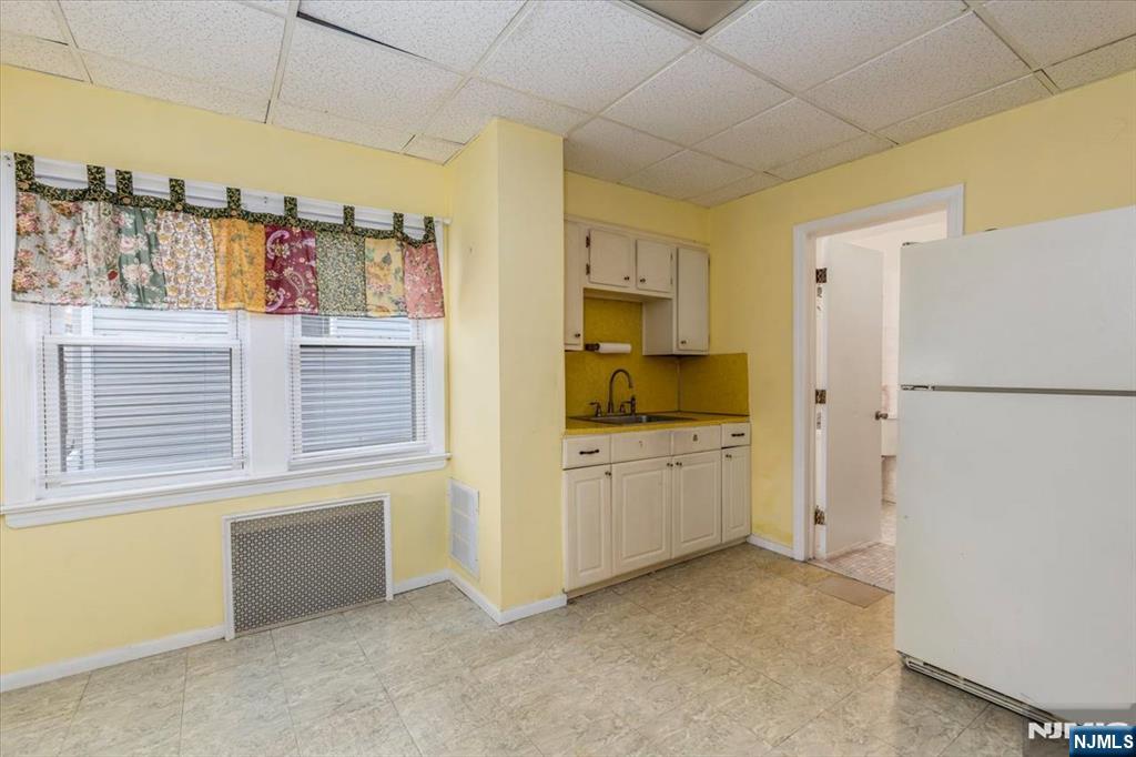 567 Fern Avenue Property Photo 7
