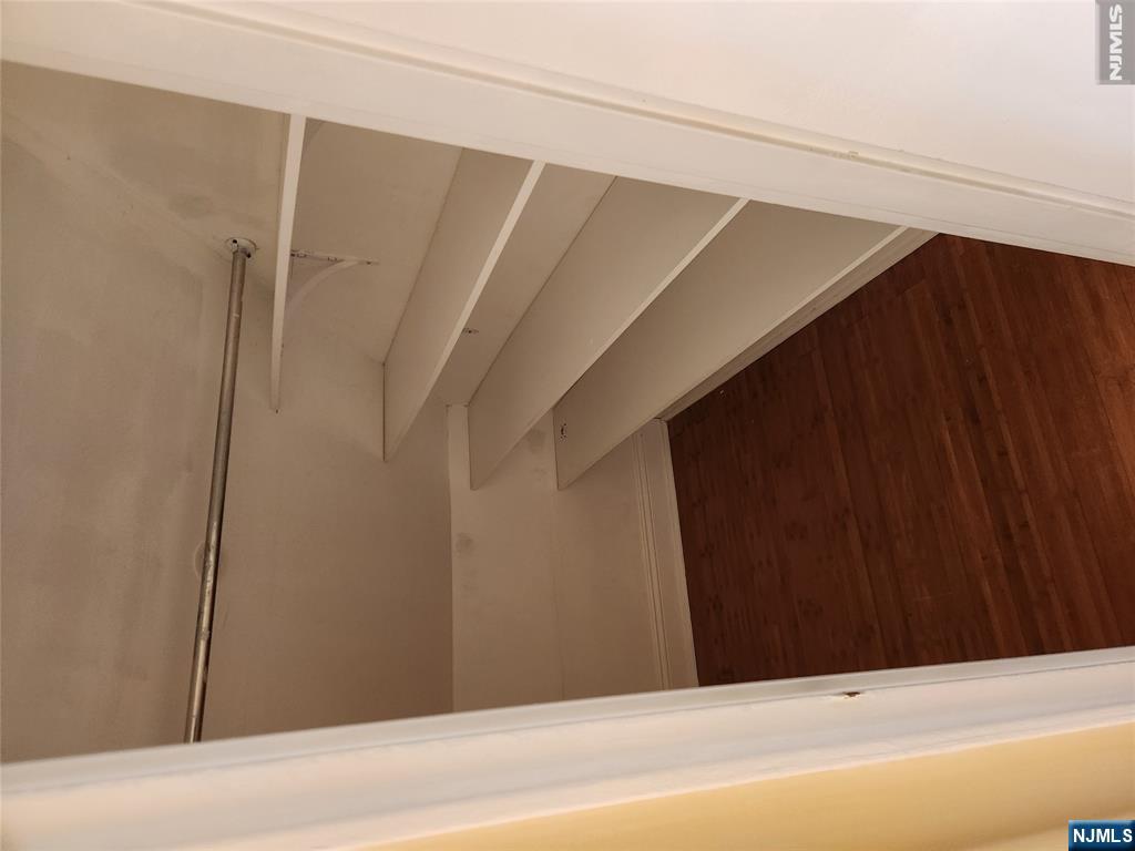 520 Broad Avenue 11 Property Photo 11