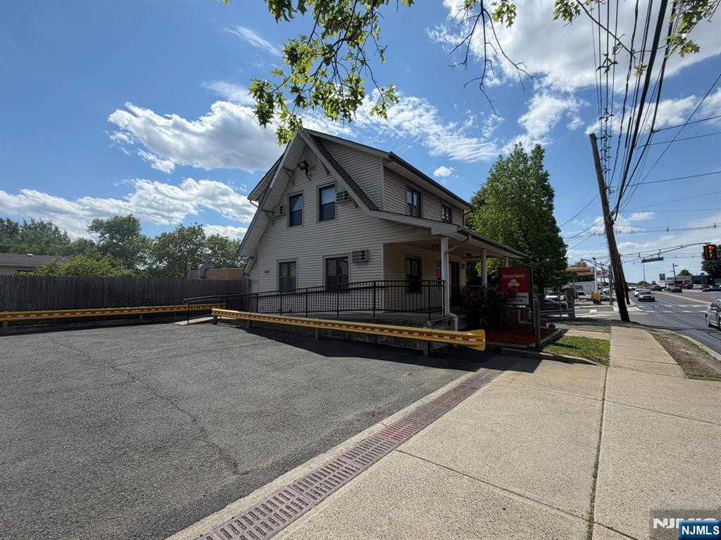 17 Winant Avenue Property Photo 2
