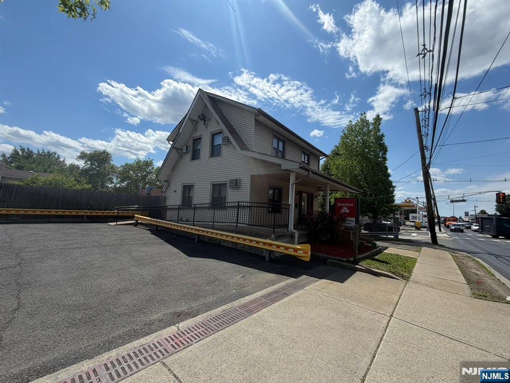 17 Winant Avenue Property Photo 5