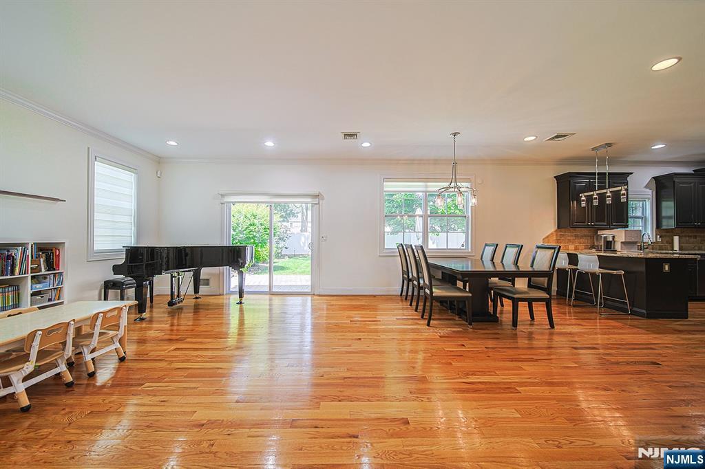 17 E Fairmount Avenue Property Photo 11
