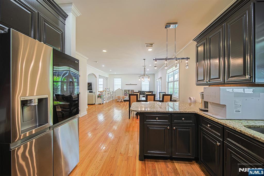 17 E Fairmount Avenue Property Photo 15