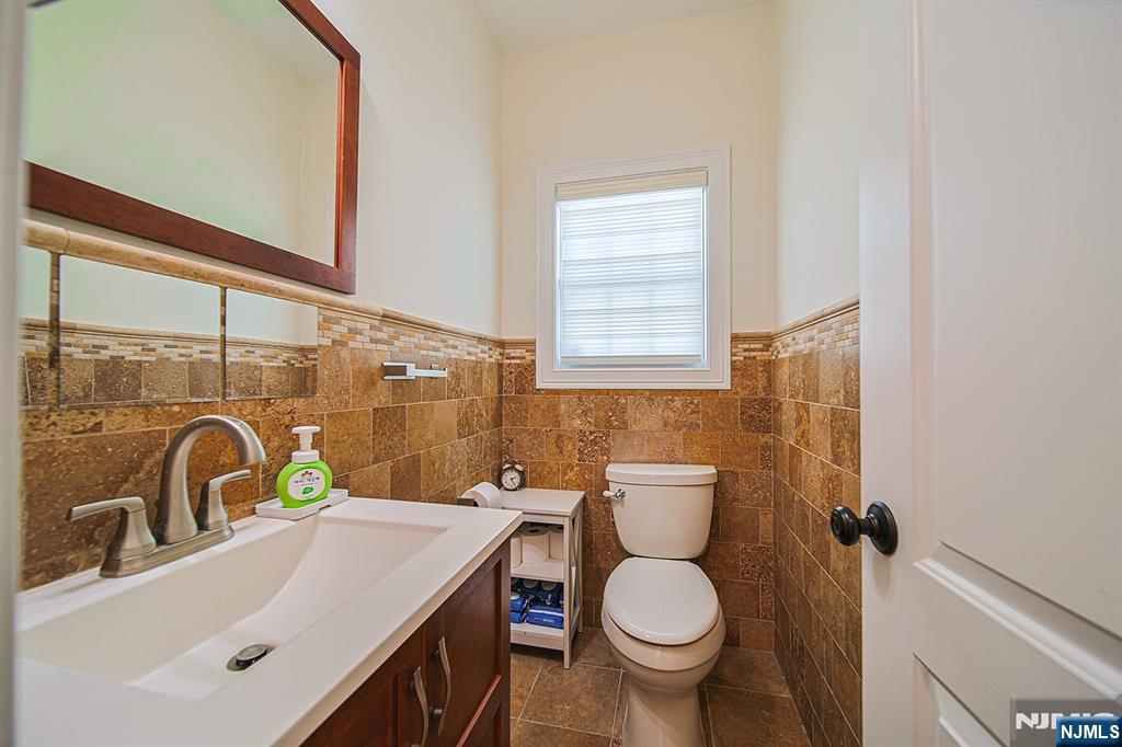 17 E Fairmount Avenue Property Photo 17