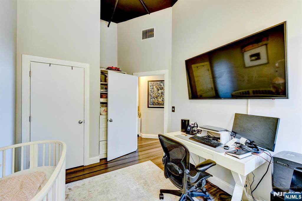 689 Luis Munoz Marin Boulevard 1010 Property Photo 27