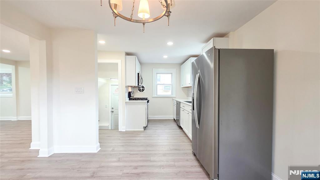 564 Maple Avenue Property Photo 12