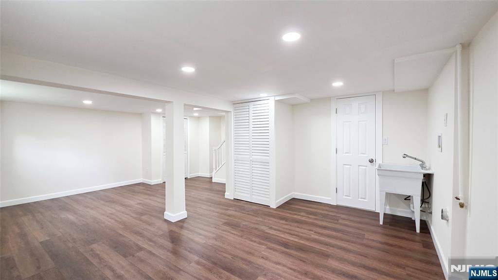 564 Maple Avenue Property Photo 36
