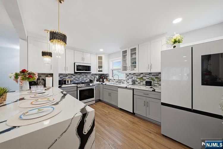 501 2nd Avenue Property Photo 1