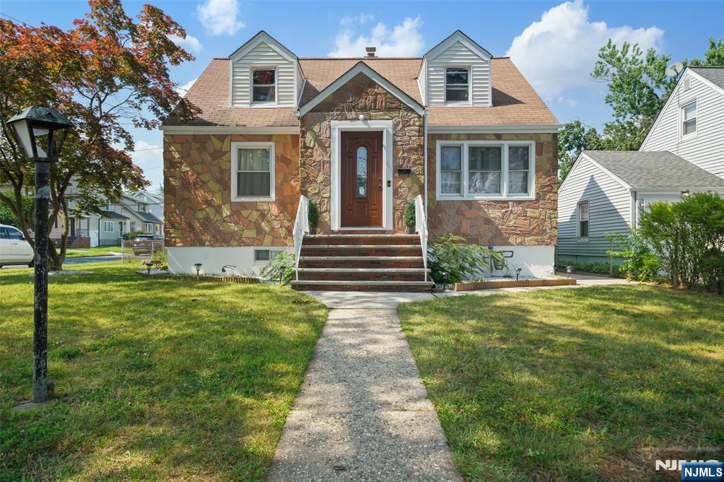 501 2nd Avenue Property Photo 2