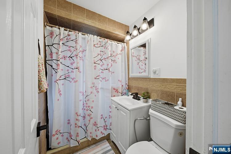 501 2nd Avenue Property Photo 7